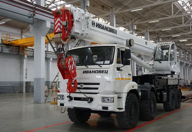 Автокран КС-55735-7